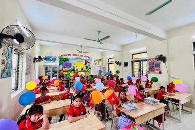 Học sinh lớp 1 tựu trường năm học 2025-2026